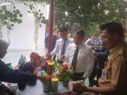 Kunjungan Rektor USM ke Bazar KKN, Dr Supari: USM Siap Mengabdi untuk Masyarakat Ngalian