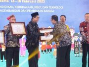 Pemprov Jateng Terima Penghargaan dari Mendikbudristek