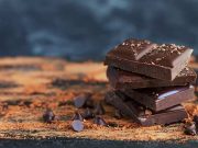 Benarkah Cokelat Membuat Wajah Jerawatan? Yuk Simak Mitos dan Faktanya