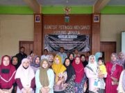 Begini Cara Mahasiswa KKN Unisnu Jepara Mengenalkan Makanan Tradisional Horog-horog
