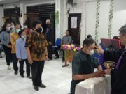 Jemaat GKJ Semarang Barat Laksanakan Ibadah Rabu Abu
