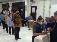 Jemaat GKJ Semarang Barat Laksanakan Ibadah Rabu Abu