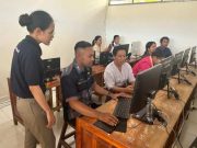 Cetak Talenta Digital Indonesia, FTI UKSW Latih 2024 Guru dan Siswa NTT