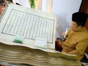 Mushaf Alquran Raksasa Kembali Dibaca di Darusan Ramadan Masjid Agung Kudus