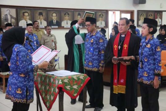 Wabup Blora Lantik 61 PNS, Minta Agar Jadi Pegawai Jujur, Tertib, Cermat, Semangat