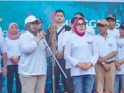25 Tahun Kementerian BUMN, Semen Gresik Ajak 6.500 Warga Jalan Sehat di Grobogan Jateng