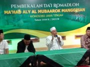 PP Al Mubaarok Manggisan Wonosobo Lepas 33 Dai Ramadan dan 60 Ustadzah Pesantren Kilat