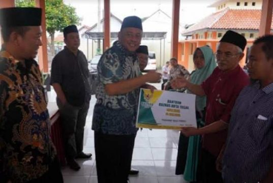 Marbot dan Modin Tiga Kelurahan di Kota Tegal Terima Bantuan