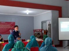 Tim PkM USM Beri Penyuluhan Stunting di Kelurahan Srondol Wetan