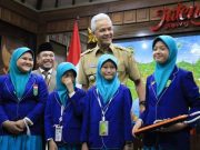 Siswi SD Isriati Wawancarai Gubernur Soal Pendidikan