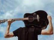 Cara Mudah Agar Cepat Jago Bermain Gitar