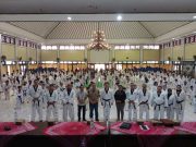 500 Taekwondo-in Solo Berlatih Di Unisri