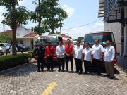 PMI Surakarta Bantu Warga Terdampak Erupsi Merapi dengan Kirim Air 2 Truk Tanki ke DFesa Krinjing