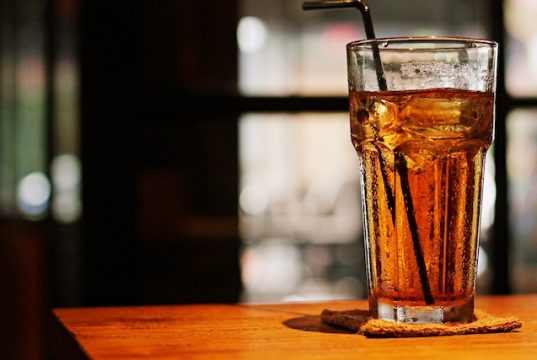 Dapat Memicu Asam Lambung, Ini 5 Dampak Terlalu Seing Mengonsumsi Teh Manis Saat Berbuka
