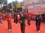 Kirab Budaya Peringatan HUT Grobogan Meriah, Para Kades Perempuan pun Menari Gembira