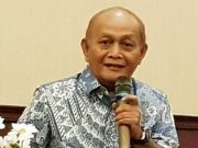 Kekuasaan vs Korupsi
