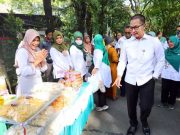 Pasar Murah Dinas Pertanian Disambut Antusias Warga