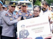 Bansos Kapolri 2.000 Paket Sembako untuk Warga Jakarta Utara