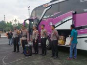 Satlantas Berangkatkan Satu Bus Balik Mudik Gratis ke Jakarta dari Alun Alun Blora