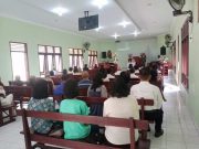 Petugas Gabungan Jaga Gereja pada Masa Paskah, Jemaat di Blora Tenang dan Khusyuk Beribadah