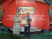 Kado Ulang Tahun Ke-60, Sekper Bank Jateng Raih Penghargaan Corporate Secretary Terbaik