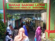Ziarah Kubur Sehabis Shalat Id, Makam Sasono Layon Dipadati Pengunjung