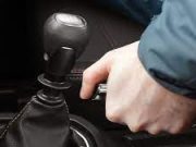 Tips Menyetir Mobil Ketika Macet Dijalan Tanjakan