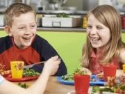 Trik Jitu Agar Anak Suka Makan Buah dan Sayur
