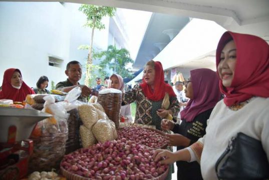 Wali Kota Semarang Ajak ASN Belanja di Pasar Tradisional