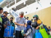 1.100 Pemudik via KM Dobonsolo Turun di Pelabuhan Tanjung Emas