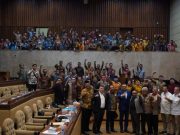 ASN dan DPRD Dapat THR, Honorer Gigit Jari