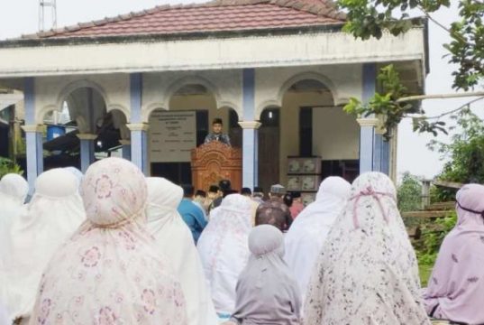 Shalat Idul Fitri di Tirat Plajan, Roy Alviantoro : Tiga Cara Gapai Kemuliaan Hidup
