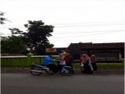 Implementasi Pendidikan Karakter, OSIS SMPN 2 Bangsri Berbagi Takjil