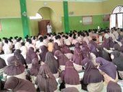 Berdakwah Lewat Pantun, Digemari Anak-Anak