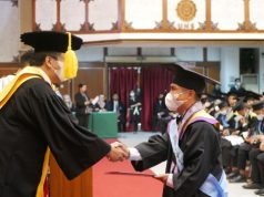 UNS Mewisuda 1.022 Lulusan dan 27,1 Persen Cumlaude serta Seorang dengan IPK 4