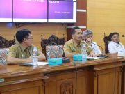 Cegah Nikah Dini, Awasi Anak-Anak Bermedsos