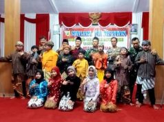 Para Siswa SD di Slogohimo Wonogiri, Mementaskan Drama Tradisi