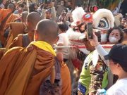 Puluhan Biksu Ritual Thudong Bermalam di Klenteng Tek Hay Kiong Kota Tegal