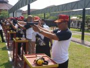 Jalin Keakraban, Kemenkumham Jateng Gelar Latihan Menembak Bersama