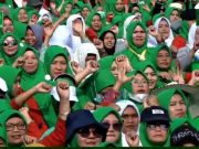 Fatayat NU Hijaukan Alun-alun Wonosobo : Lakukan Senam Gesit