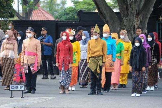 Semangat Kebhinekaan dan Nasionalisme ASN Pemprov Jateng Ikuti Upacara Hardiknas