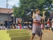 Hardiknas, Guru dan Siswa di Bangsri Pentaskan Sendratari “Sang Julung Kembang”