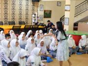 Mahasiswa Ilkom USM Gelar Seminar Personal Branding di SMKN 8 Kota Semarang