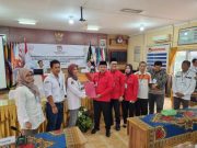 PDIP Kudus Target Menang Spektakuler, Daftar KPU Diiringi Barongan dan Terbang Papat