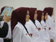 14 Bidan Baru Unissula Jalani Prosesi Sumpah