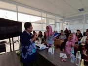 Tim PkM USM Beri Pelatihan Digital Marketing ke Pelaku UMKM Binaan Serabut Nusa