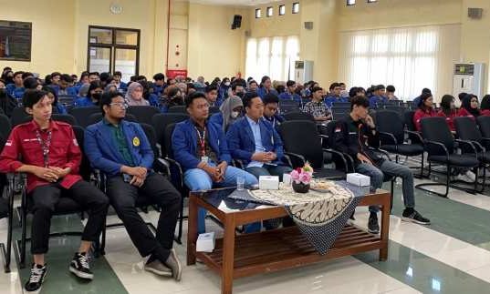 Dema FH USM Gelar Seminar Legal Drafting