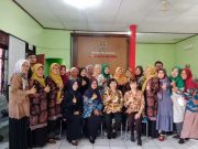 Dosen FE USM Berikan Pelatihan Keterampilan Menjual ke Pelaku UMKM di Kelurahan Meteseh