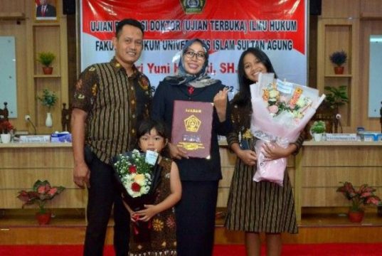 Aiptu Sri Yuni Astuti Polwan Bergelar Doktor Pertama di Polres Grobogan