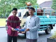 Bupati Pacitan Serahkan Hewan Kurban Seekor Sapi dan 12 Kambing